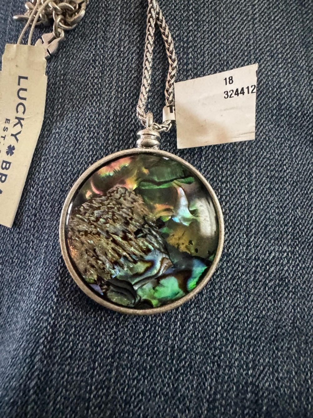 Lucky Brand Iridescent Abalone Round Pendant Necklace in Green and Black - Picture 2 of 3